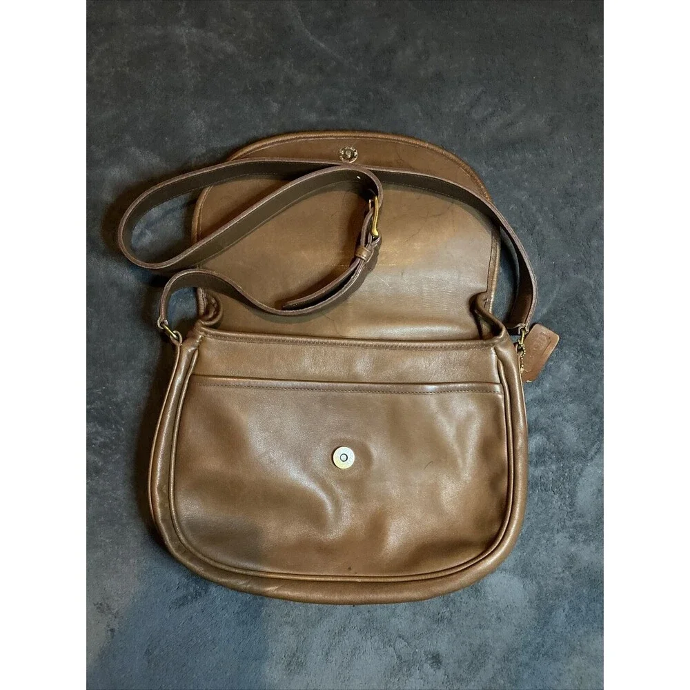 Vintage 90s Coach Bag Brown Leather Saddle Side Cross Body USA O27-9919